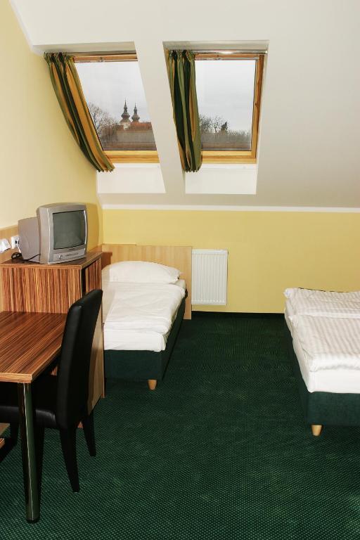 Hotel U Divadla ズノイモ 部屋 写真